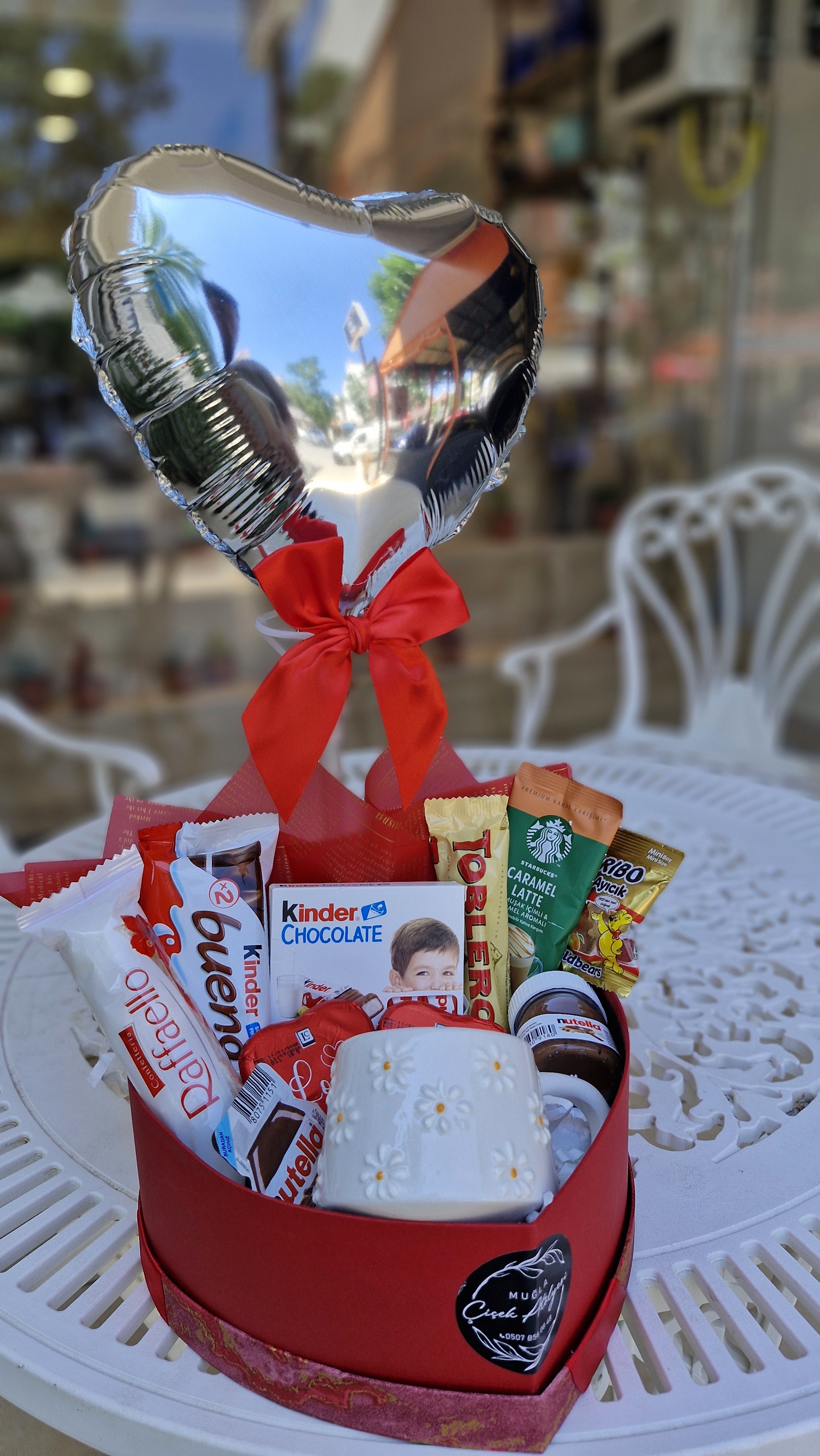 Balonlu Çikolata Kutusu